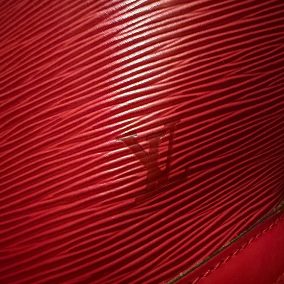 Louis Vuitton Red Epi Set - Picture 12 of 16